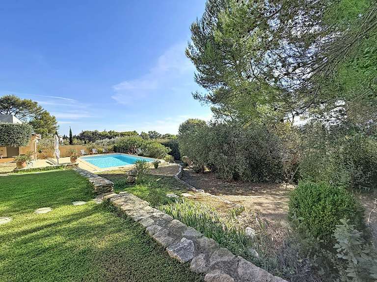 Maison Villeneuve-lès-Avignon - 4 chambres - 160m²