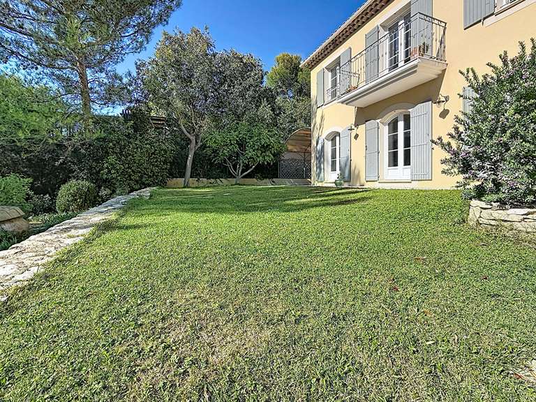 Maison Villeneuve-lès-Avignon - 4 chambres - 160m²