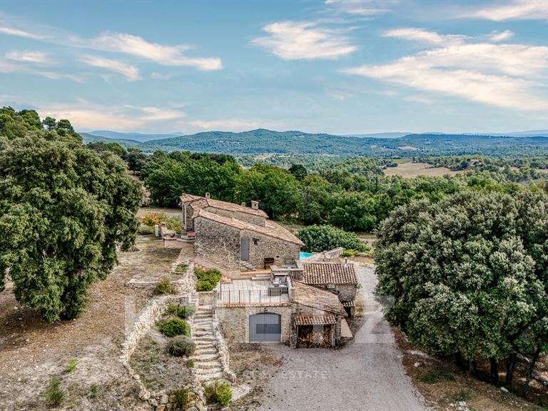 Maison Pierrevert - 5 chambres - 318m²