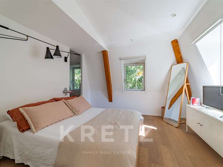 Maison Nîmes - 6 chambres - 330m²