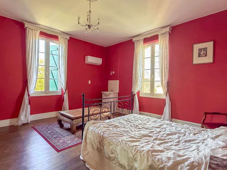 House Corbarieu - 12 bedrooms - 413m²