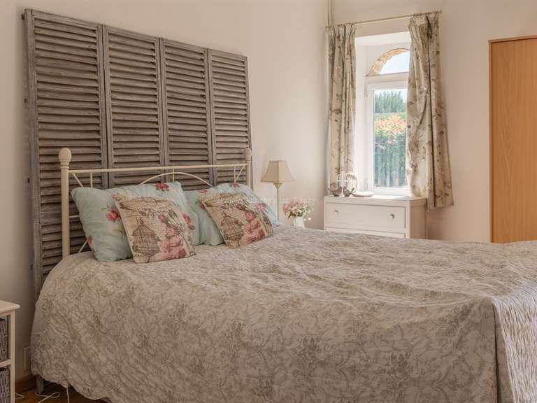 Maison Mairé-Levescault - 8 chambres - 350m²