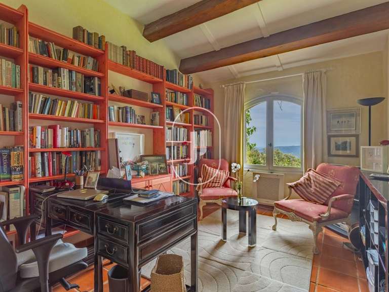Maison La Garde-Freinet - 5 chambres - 245m²