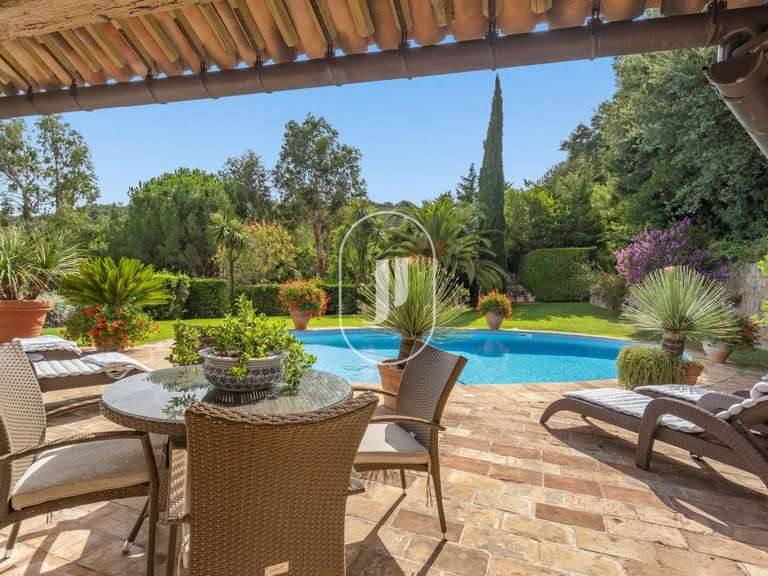 Maison La Garde-Freinet - 5 chambres - 245m²
