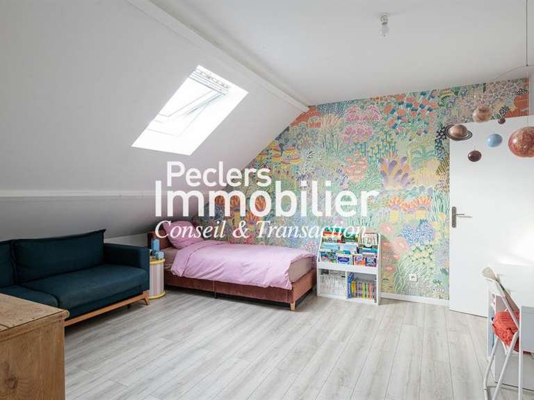 Maison Rueil-Malmaison - 4 chambres - 161m²
