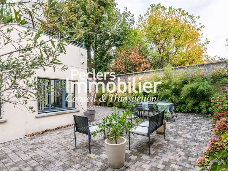 Maison Rueil-Malmaison - 4 chambres - 161m²