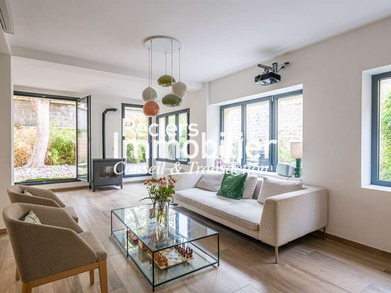 Maison Rueil-Malmaison - 4 chambres - 161m²