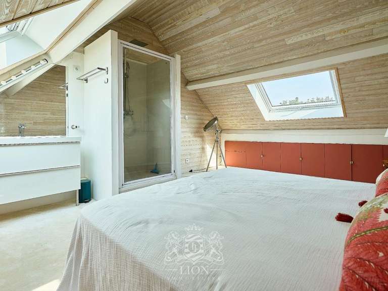 Maison Tourcoing - 4 chambres - 151m²