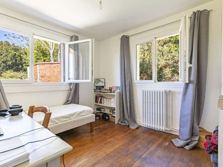 House Saint-Germain-en-Laye - 6 bedrooms