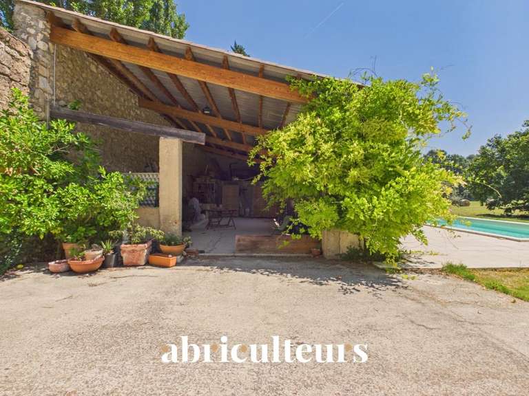 Maison Orgon - 6 chambres - 310m²