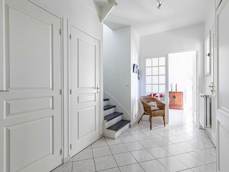 House Saint-Germain-en-Laye - 5 bedrooms - 122m²