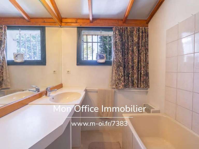 Maison Éguilles - 5 chambres - 170m²