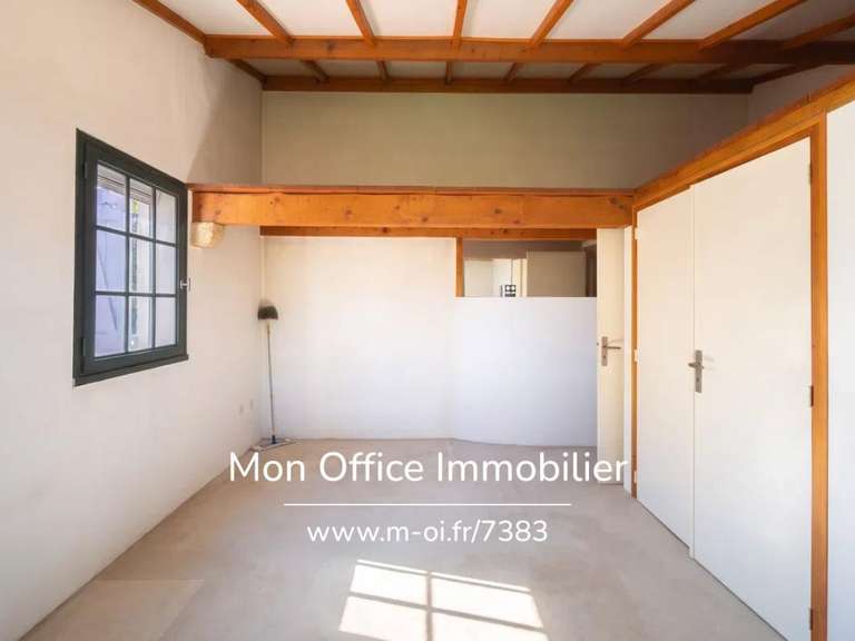 Maison Éguilles - 5 chambres - 170m²