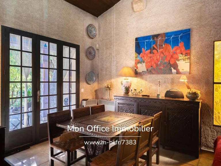 Maison Éguilles - 5 chambres - 170m²