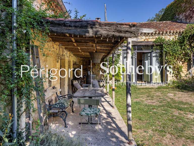 Maison Vergt - 7 chambres - 473m²
