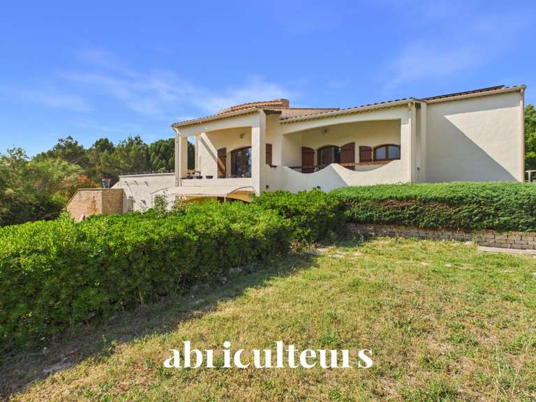 Maison Lambesc - 5 chambres - 308m²