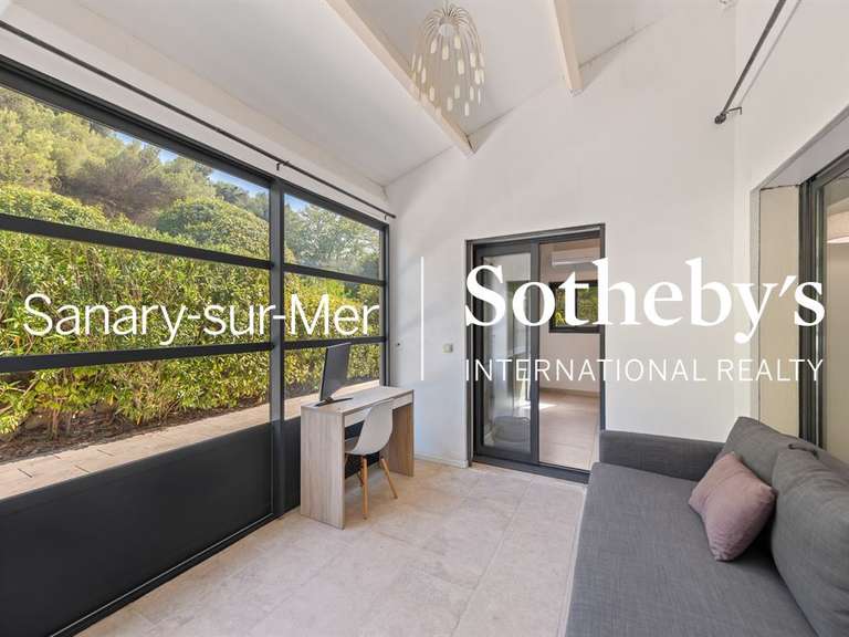 Maison Sanary-sur-Mer - 3 chambres - 172m²