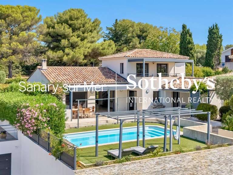 Maison Sanary-sur-Mer - 3 chambres - 172m²