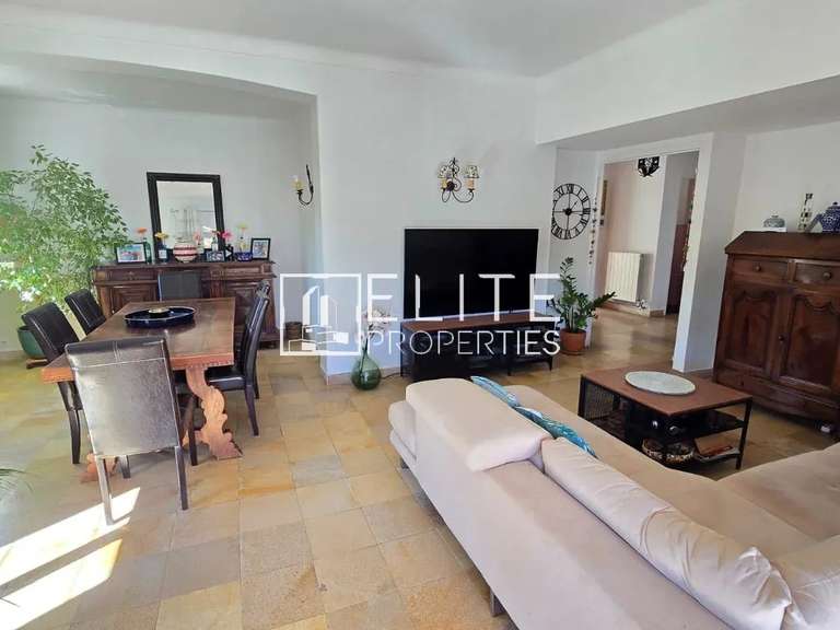 Maison Mouans-Sartoux - 4 chambres - 135m²