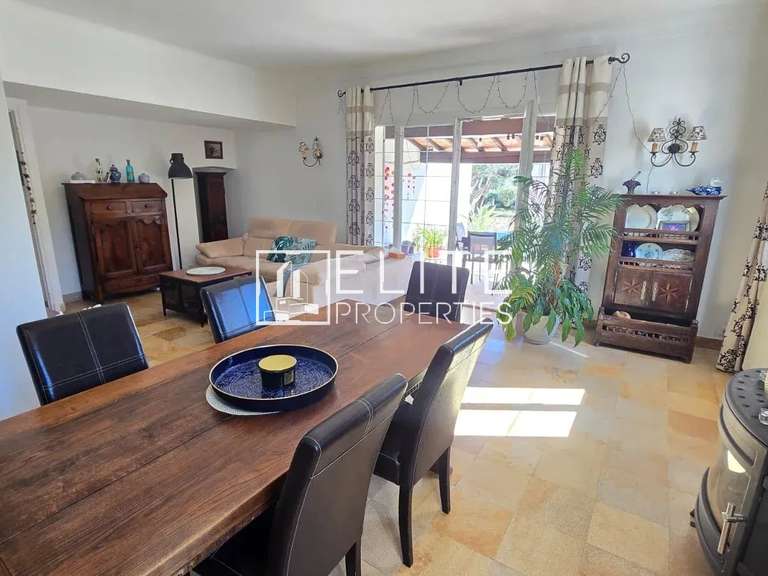 Maison Mouans-Sartoux - 4 chambres - 135m²