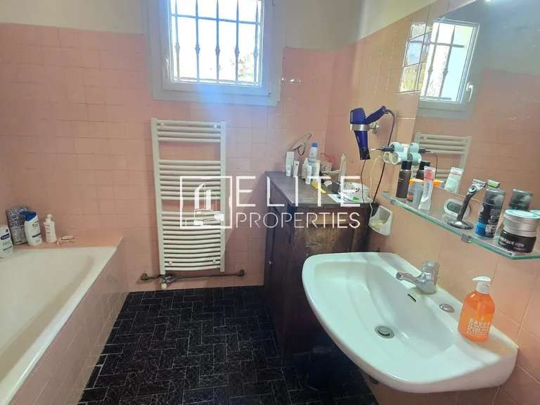 Maison Mouans-Sartoux - 4 chambres - 135m²