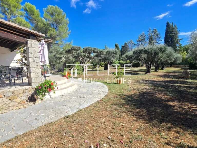 Maison Mouans-Sartoux - 4 chambres - 135m²