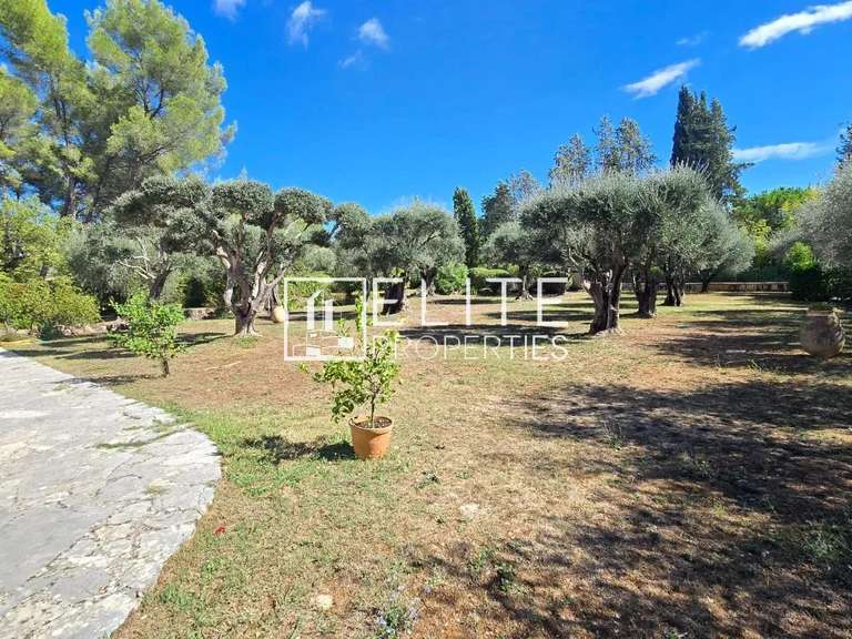 Maison Mouans-Sartoux - 4 chambres - 135m²