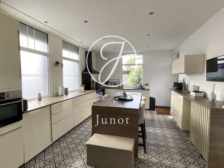 Maison La Bassée - 4 chambres - 275m²