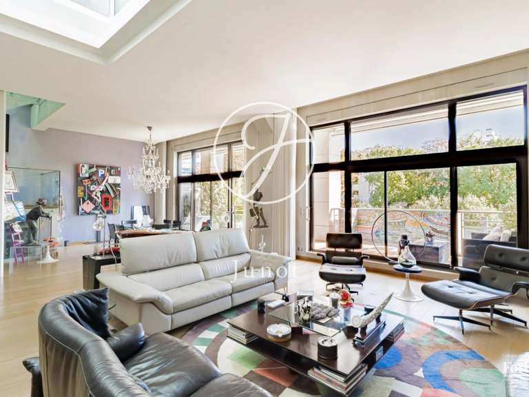 Maison Levallois-Perret - 3 chambres - 398m²