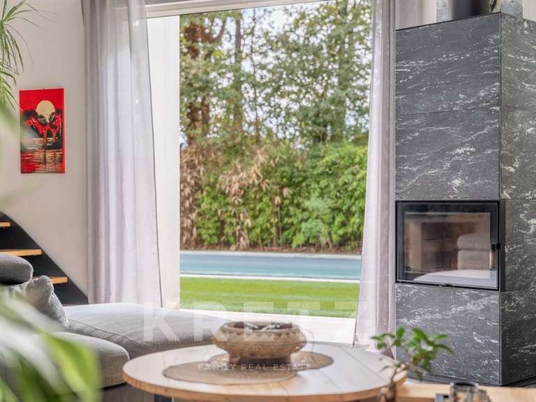 Maison Saint-Médard-en-Jalles - 5 chambres - 203m²