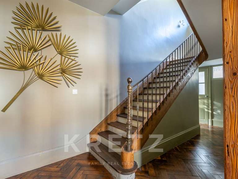 Maison Saint-Just-Saint-Rambert - 3 chambres - 201m²
