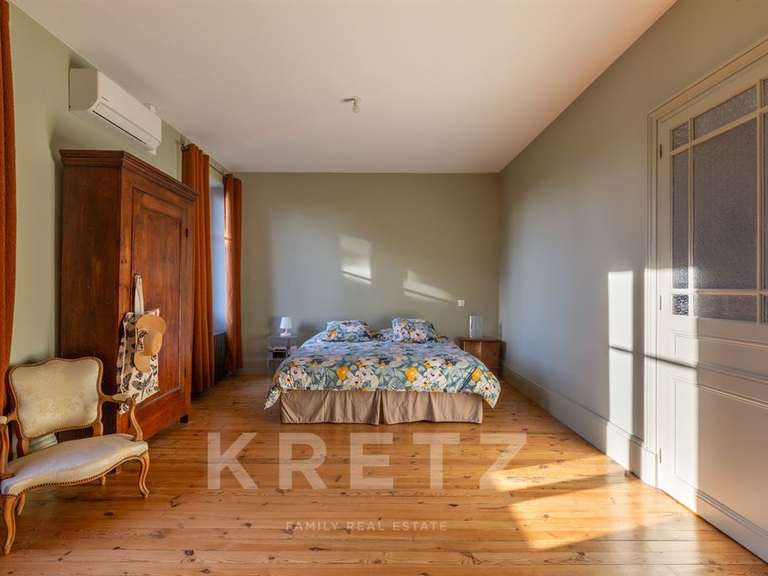 Maison Saint-Just-Saint-Rambert - 3 chambres - 201m²