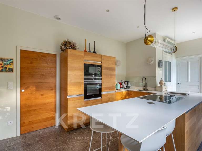 Maison Saint-Just-Saint-Rambert - 3 chambres - 201m²