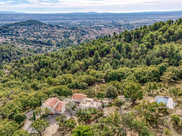 House Manosque - 4 bedrooms - 200m²
