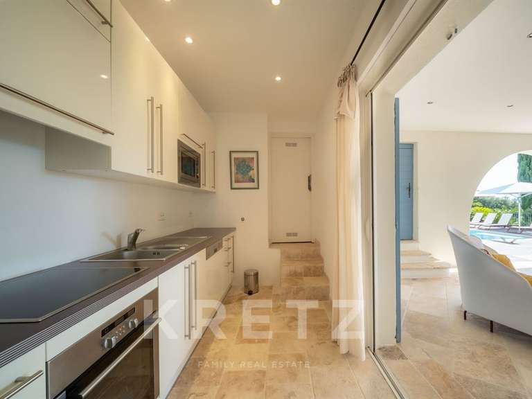Maison Cavalaire-sur-Mer - 5 chambres - 258m²