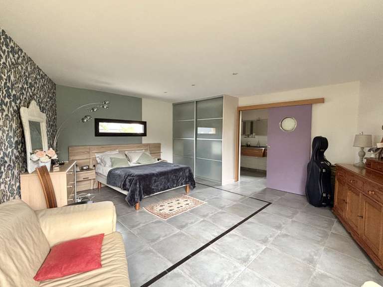 House Plérin - 5 bedrooms - 162m²