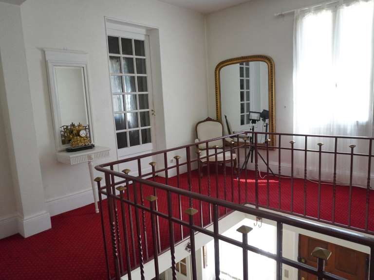Maison Valence - 8 chambres - 435m²