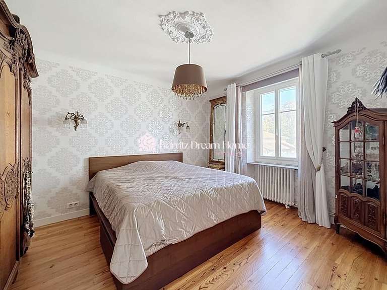 House Biarritz - 6 bedrooms - 196m²