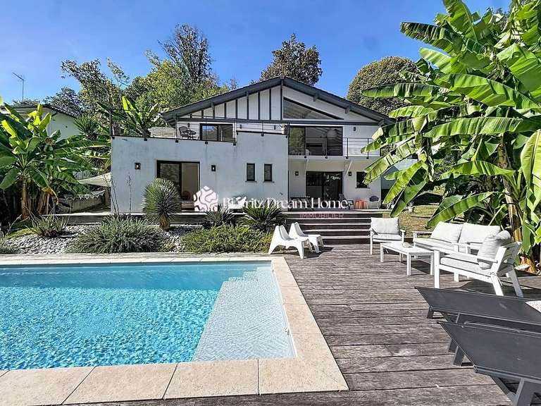 Maison Hendaye - 3 chambres - 160m²