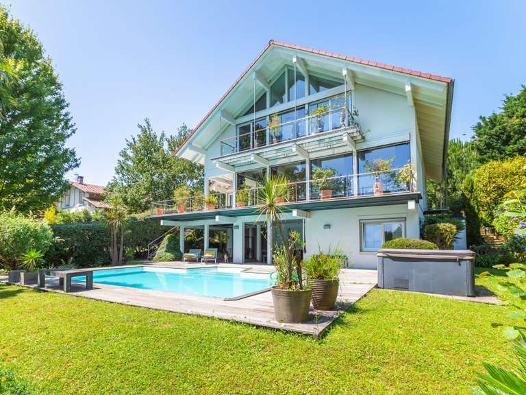 Maison Anglet - 5 chambres - 290m²