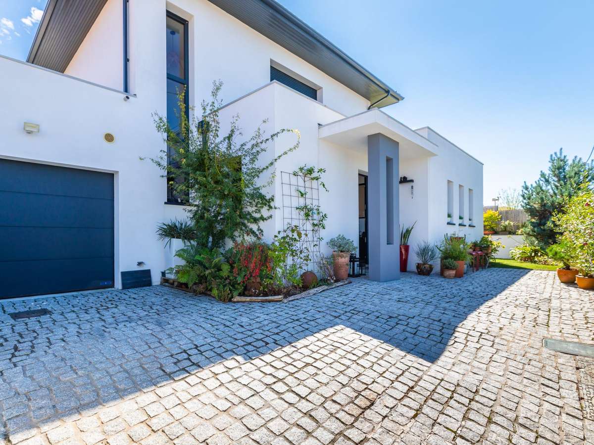 House Anglet