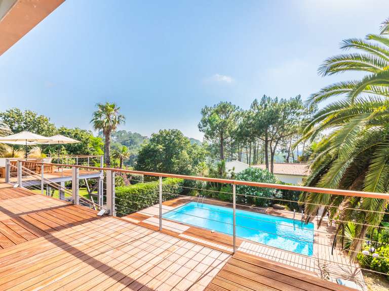 Maison Biarritz - 5 chambres - 306m²