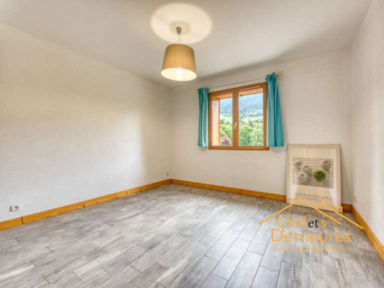 Maison Praz-sur-Arly - 5 chambres - 151m²