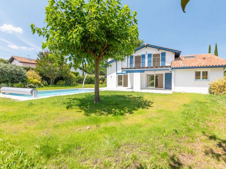 House Bassussarry - 4 bedrooms - 152m²