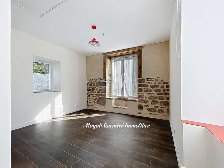 Maison Montfort-sur-Meu - 6 chambres - 350m²