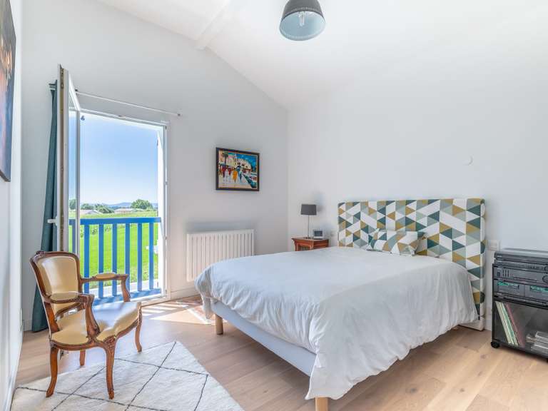 House Bidart - 6 bedrooms - 294m²