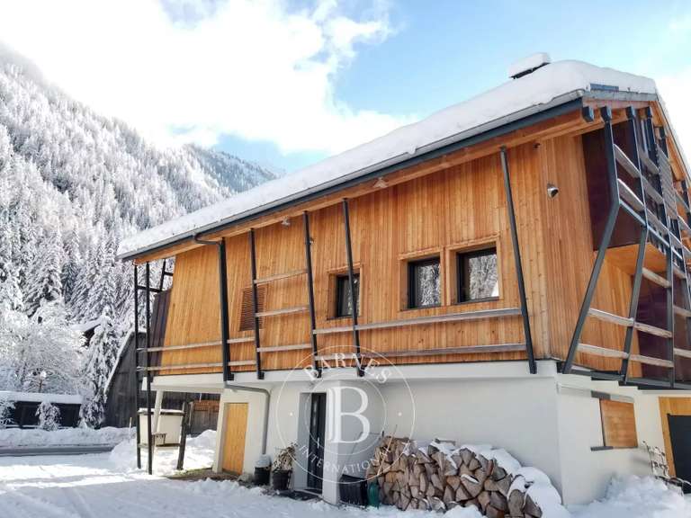 Maison Vallorcine - 4 chambres - 205m²