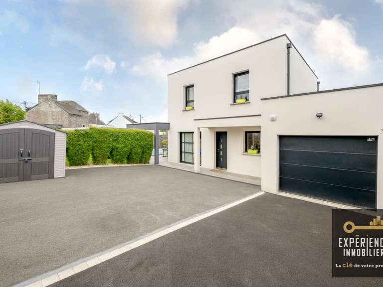 House Plérin - 4 bedrooms - 124m²