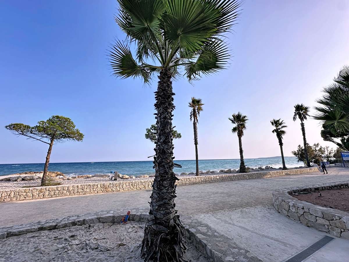 House Villeneuve-Loubet