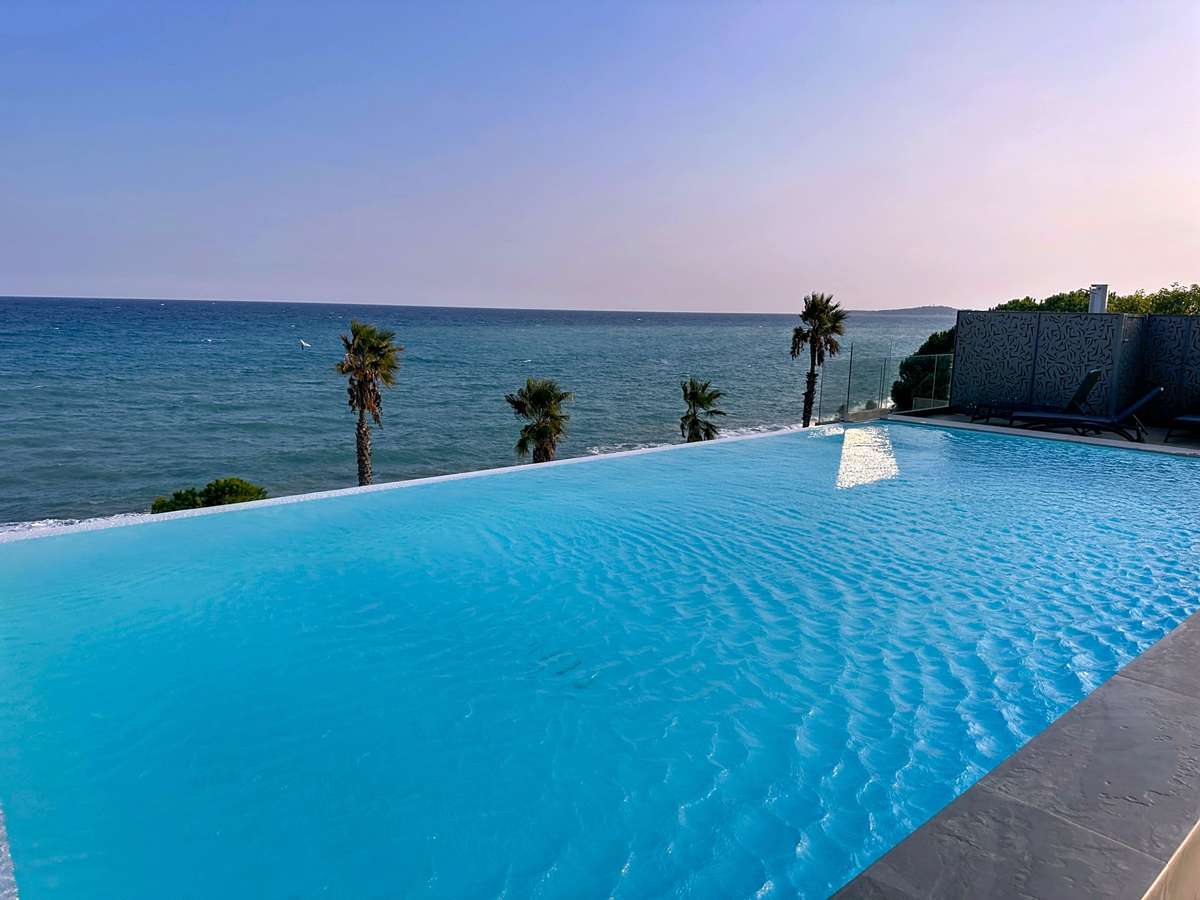 House Villeneuve-Loubet